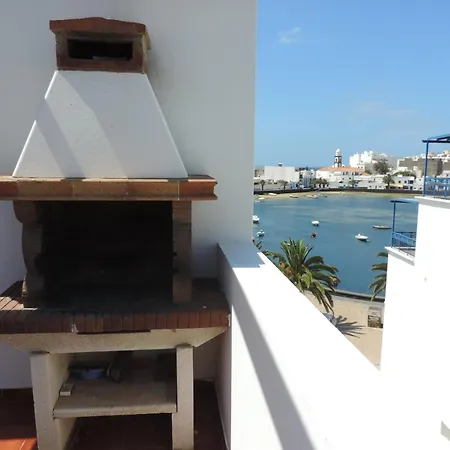 Casa Del Charco 2,1 Ferienhaus *