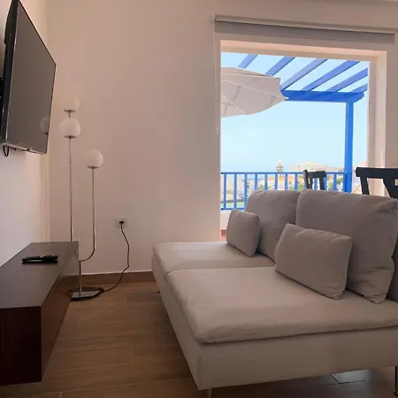 Casa Del Charco 2,1 Ferienhaus *